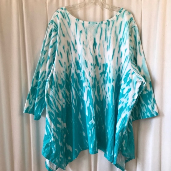 Two Plus Size Tunic Shirts 4X - Picture 3 of 11